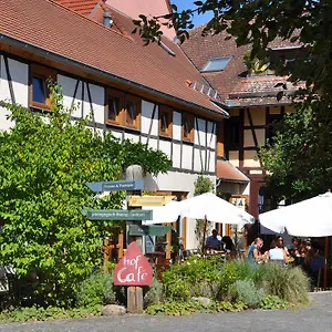 gastezimmer-am-hof.frankfurtammainhotels.com/